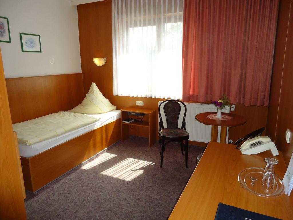 Hotel Mueller Гентин Номер фото